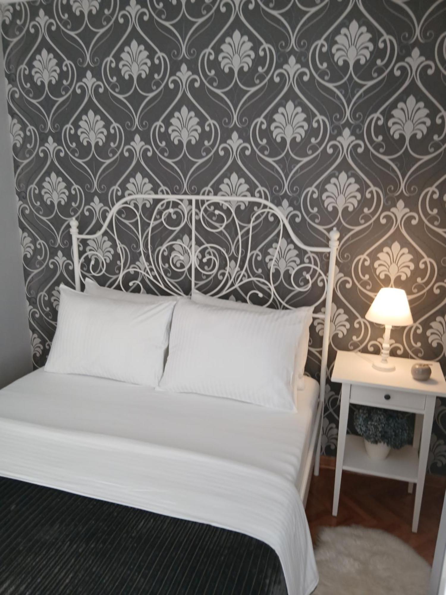 Villa House Hill Star Kumbor Esterno foto