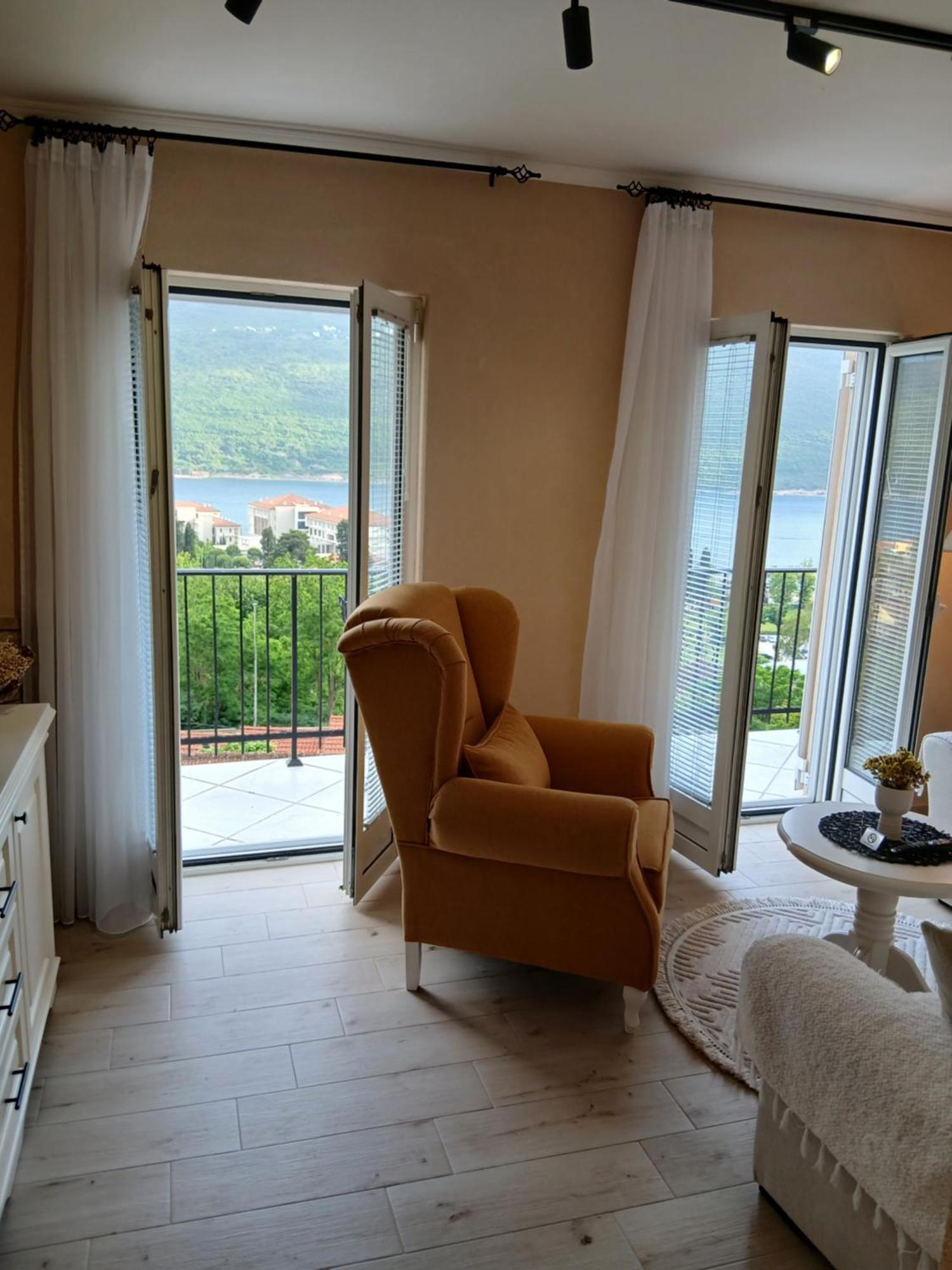 Villa House Hill Star Kumbor Esterno foto